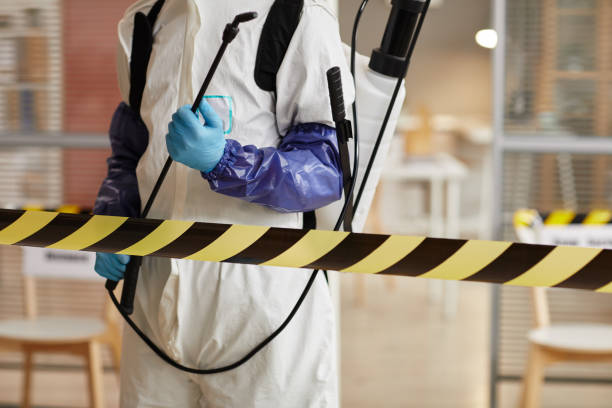 Professional Biohazard technician working in Portland, MI
